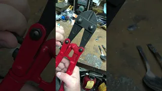 Adjusting Bolt Cutters