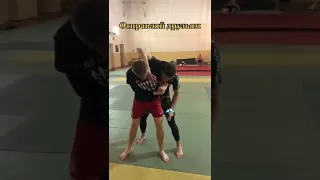 Школьный захват . Больше приёмов в инст:kran.mma