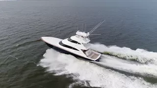 2018 Viking 92' Sky Bridge