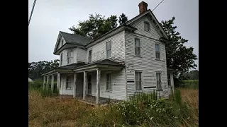 Abandoned Farm house untouched (lots of antiques and items from 1940s-1950s)