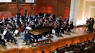 Tchaikovsky. Piano Concerto No.1 Parts II - III. Daniil Trifonov #tch16