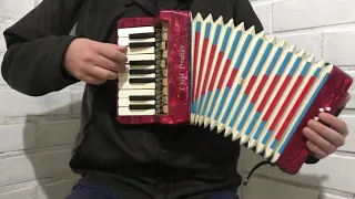 vídeo aula acordeon 8 baixos (barco de papel)