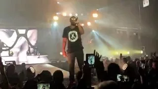 Maitre Gims - Brisé - Live - Halle Tony Garnier - Lyon 18 décembre 2015 - HD