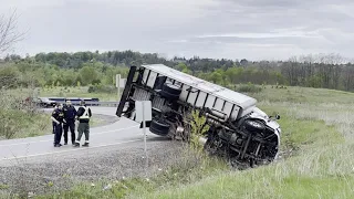 Truck Rollover Hwy 401 Off Ramp May 13, 2024