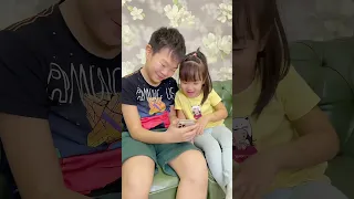 They just wanted to see dad 🥺https://apps.apple.com/us/app/kalamtime-messaging-calls/id1517801485