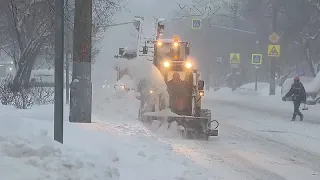 Москва приходит в себя после рекордных снегопадов