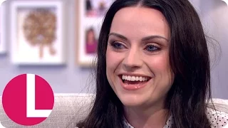 Amy Macdonald Gets Her Tour Bus Searched by Dan! | Lorraine