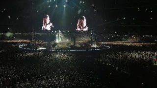 Adele - Rolling in the Deep - Audio is amazing (HTC 10) Etihad Stadium, Melbourne
