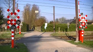 Spoorwegovergang Boortmeerbeek (B) // Railroad crossing // Passage à niveau