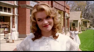 Missi Pyle (Galaxy Quest) in "Big Fish" 2003