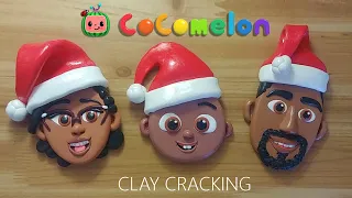 Christmas cocomelon cody family clay cracking 크리스마스 코코멜론 코디 가족 점토 부수기