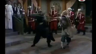 Iron Corpse Mei Chaofeng vs Northern Beggar Hong Qigong