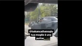 Tifosi insultano Calhanoglu nel traffico | "Tua moglie è una p******"