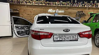 Автозвук в Kia Rio / Киа Рио . Замена акустики , шумоизоляция дверей и усилитель в багажник