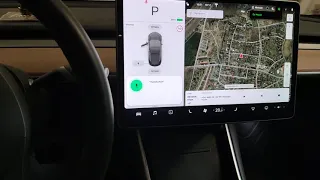 Sprachsteuerung Tesla Modell 3