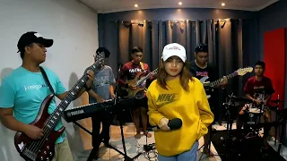 WHEN I LOOK AT YOU BY MILEY CYRUS - KAKI BAND (COVER)