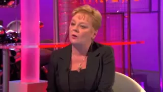 Anne Robinson Goes Head to Head With Woman From Pontins Following A Watchdog Report