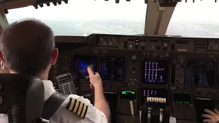 United 747-400 Takeoff from SFO runway 19L