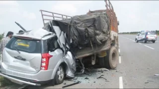 Accident of Mahindra XUV500 Car 2017