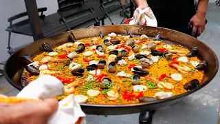 New York City Food - GIANT SEAFOOD PAELLA Socarrat NYC