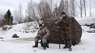 Рыбалка на таежной речке. Ночевка в палатке Берег 2.20 Куб. Штормовой ветер чуть не унес.