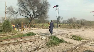 Pakistan trainz & Awami trainz At Choa Kariala Railway station