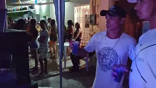 Fabio show chama que a banda é boa no pavilhão do beba