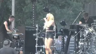Ellie Goulding - Anything Could Happen (Coachella Festival, Indio CA 4/11/14)