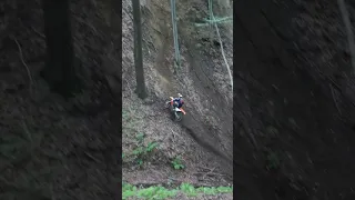 FOUR STROKE or TWO STROKE? HILL CLIMB ON EXC-F 350 vs EXC 300