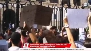 MARCHA EN TUNEZ EN PROTESTA DE UNA JOVEN VIOLADA POR POLICIAS