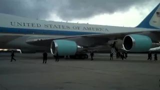 PRESIDENT OBAMA ARRIVING AT NYC JFK AIRPORT