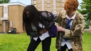 Razia Paracha Stabs Nas Paracha (S02xE09) || Ackley Bridge