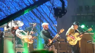 Neil Young & Promise of the Real "Alabama" at Farm Aid 2015