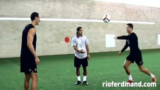 Cristiano Ronaldo Freestyle Skills   #5 Players Lounge mp4