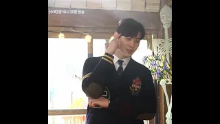 Cha Eunwoo singing Ottoke song on Drama "True Beauty". Cha Eunwoo Aegyo