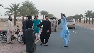 پشتو جھومر ریگستان کے سنگ