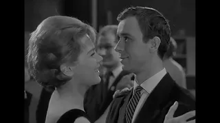 Лариса Мондрус.  "Добрый вечер".  Песня из кинофильма «Дайте жалобную книгу» (1965).