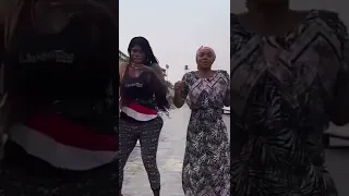 NIGERIAN CELEBRITIES TRIGGER MOVES #nollywood #naija #celebrity #triggerchallenge #trigger #sneeze