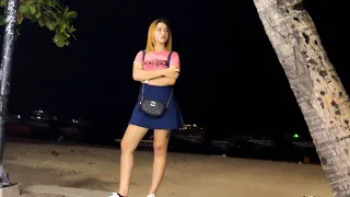 Pattaya Beach Road Girls-2