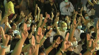 Thailand: Thammasat University students hold anti-government protest | AFP