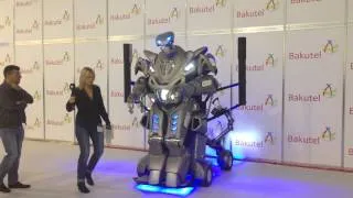 Titan Robot @ BakuTel 2013 Exhibition