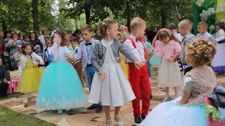 Вальс выпускников детского сада  "Березка"! 2017г