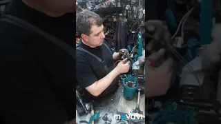 Отрезной станок по металлу Makita 2414 NB делаем диагностику , меняем щеткодержатель