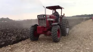 1976 International Hydro 100 Tractor