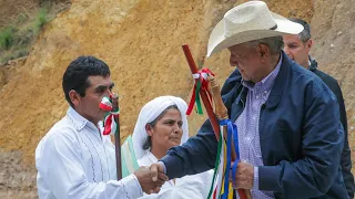 Inauguración del camino rural Santo Domingo Xagacía, desde Oaxaca