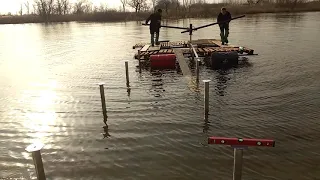 Монтаж пирса на винтовых сваях ( геошурупах)