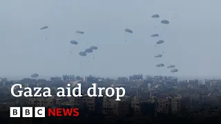Gazans watch the skies to spot planes dropping US aid | BBC News