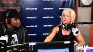The Long Island Medium Theresa Caputo Responds to Critics & Reads the Room with Spectacular Results