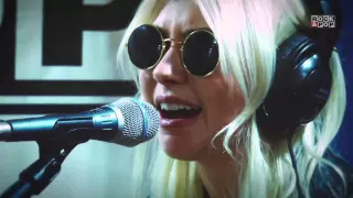 The Pretty Reckless -- Zombie (live at Rock&Pop Chile)