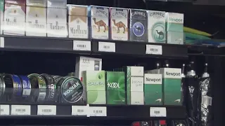 FDA says banning menthol cigarettes would save thousands of lives | Top headlines